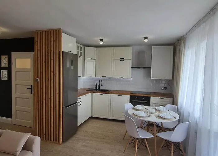 Nowoczesny Jasny Nad Jeziorem דירה