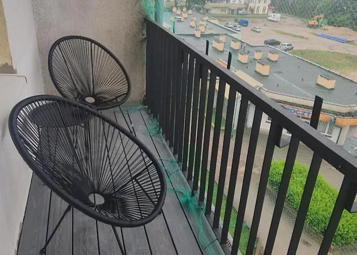 Nowoczesny Jasny Nad Jeziorem *